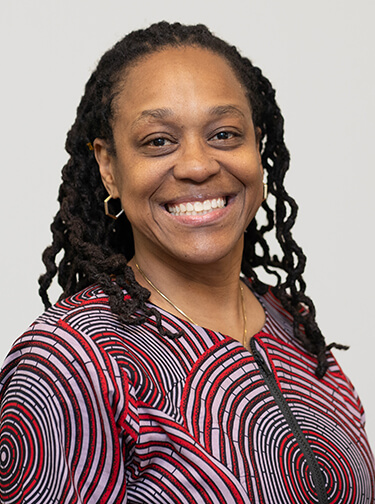 Sidra Smith '88  is a board/advisory member at The Winsor School